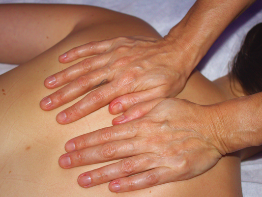 Il tuo corpo ti sta parlando: 5 segnali da non ignorare